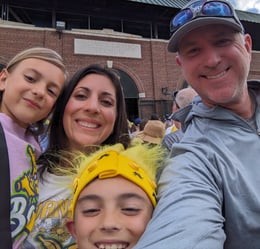 PXL_20250412_211536023-MP